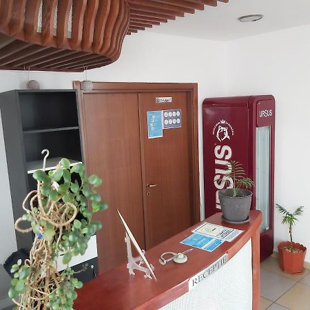 Hotel River Targu Jiu Ngoại thất bức ảnh